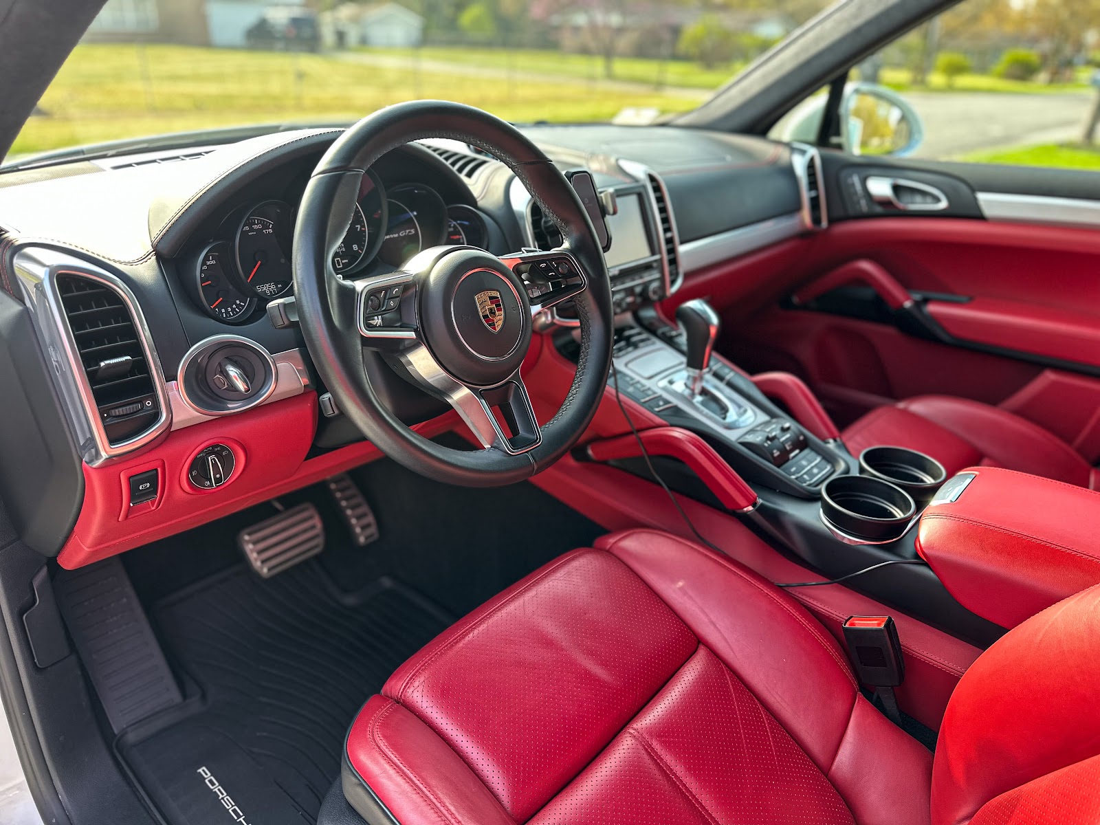 Porsche Inteiror After Wash, So Fresh and So Clean!